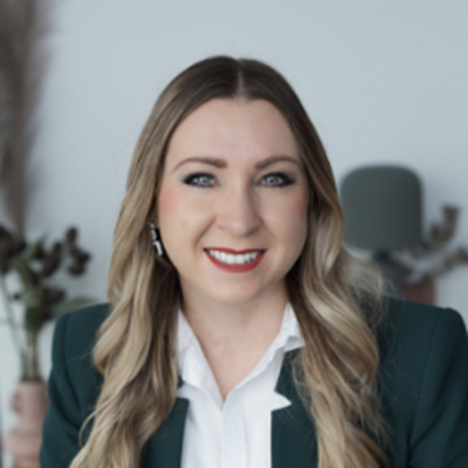 Justine Brogna — CEO & Founder · Mental Health Social Worker